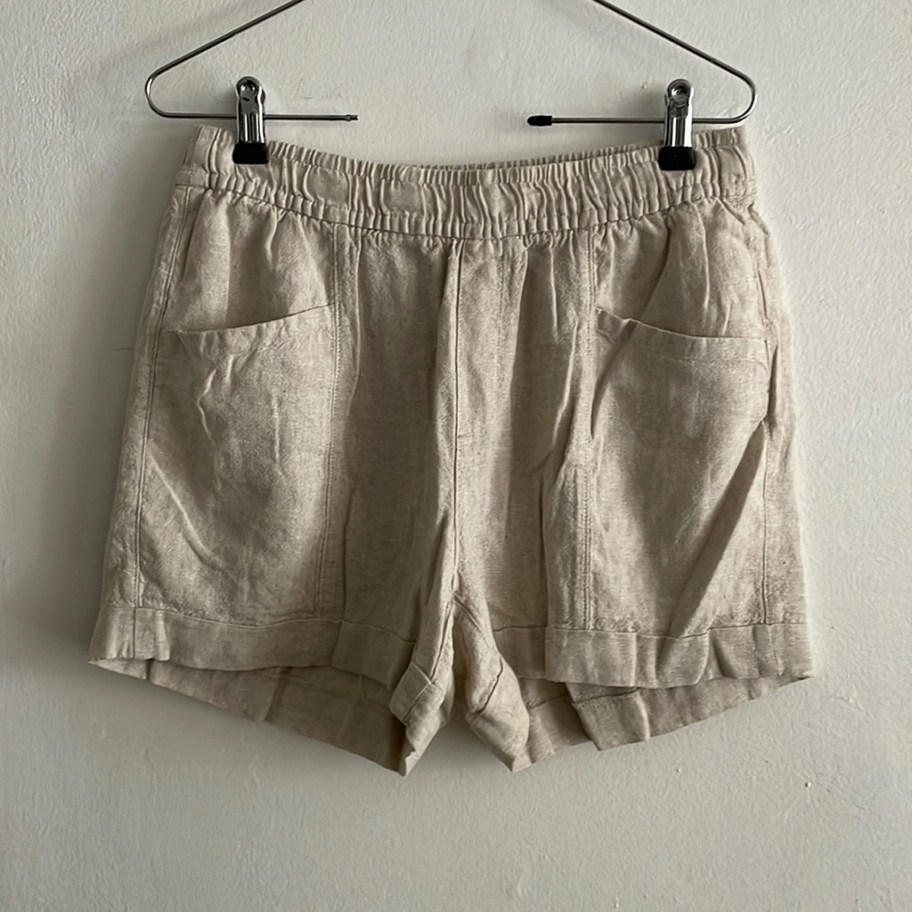 Old navy women’s linen shorts